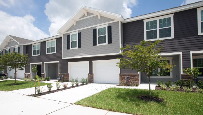 Edgewood Properties Blog: Benefits Of Living In A Townhome Community Explore Townhomes For Sale Near Me With HOA Benefits